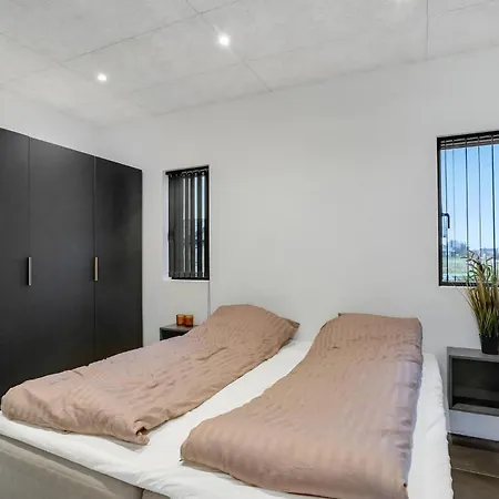 Gorgeous In With Wifi Holiday home