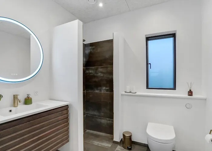 Gorgeous In With Wifi 別荘 ティステズ