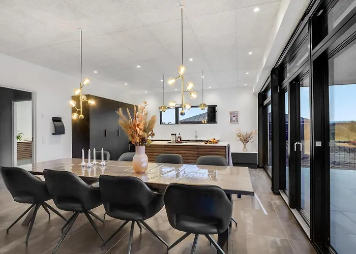 別荘 Gorgeous In With Wifi ティステズ