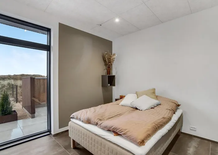 Gorgeous In With Wifi *